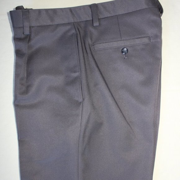 Van Heusen Dark Gray Shorts ~30~ - Picture 4 of 9